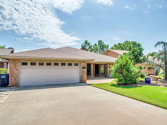 2nd image of 3809 Willow Lake Ln