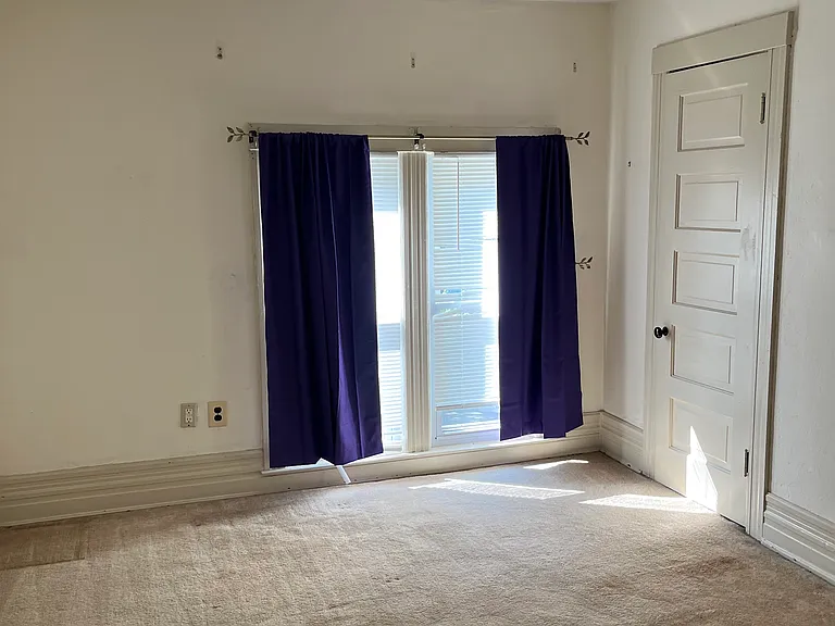 200 W Henry St #2 — Photo 2
