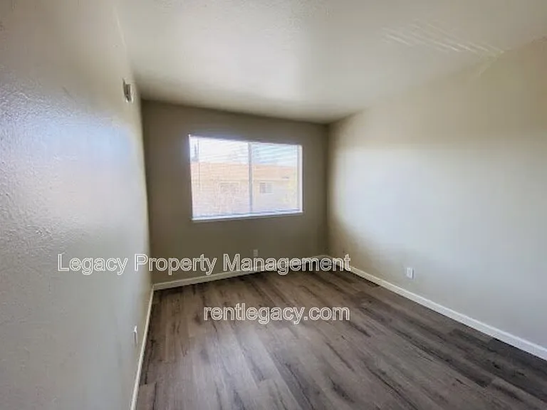 2318 Church Ave #8 — Photo 7