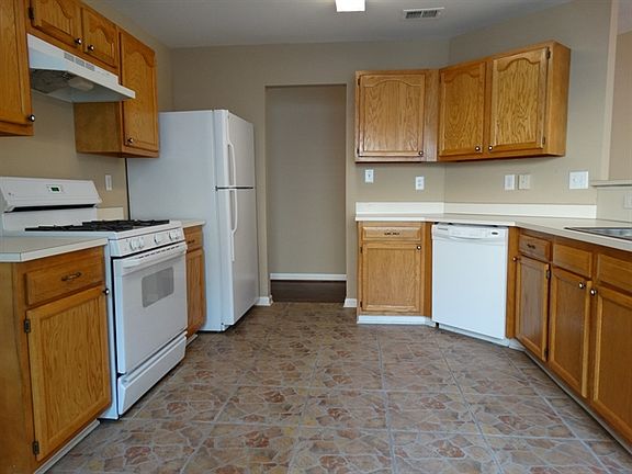 4th image of 7738 Autumnview Ct