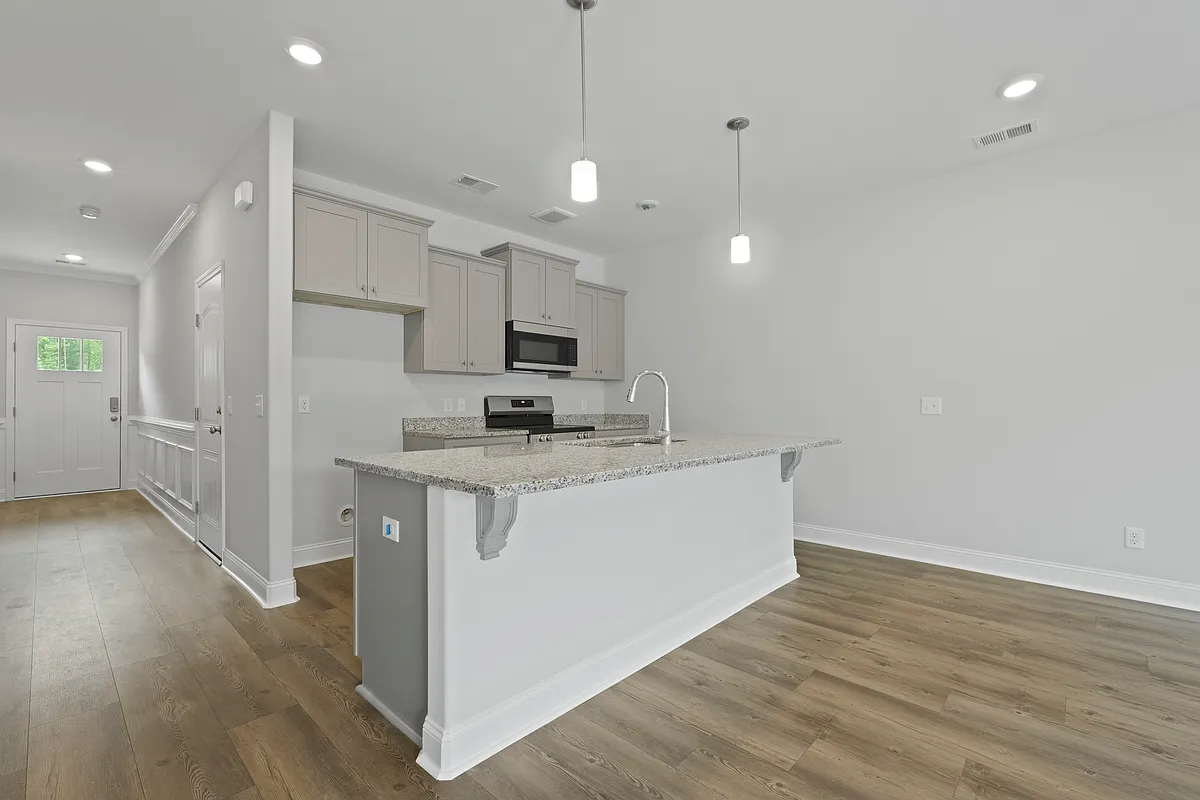 Building Photo - 126 Stone Crab Cir #17