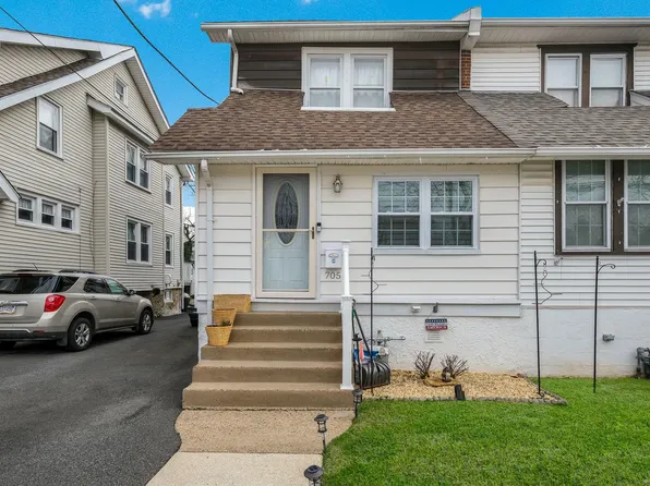 705 Summit Ave, Prospect Park, PA 19076