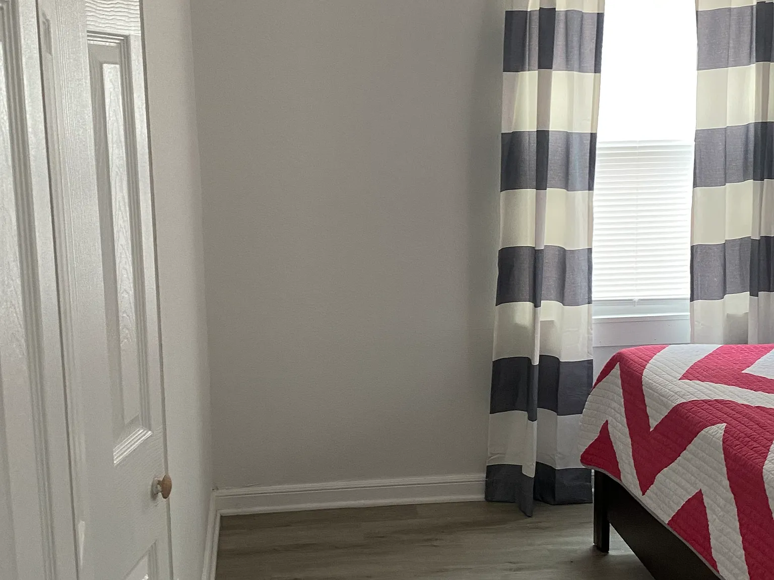 3 bed, 1233 sqft, $1,600 — Photo 4