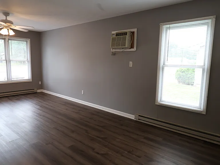 184 W Hayden Pike — Photo 5