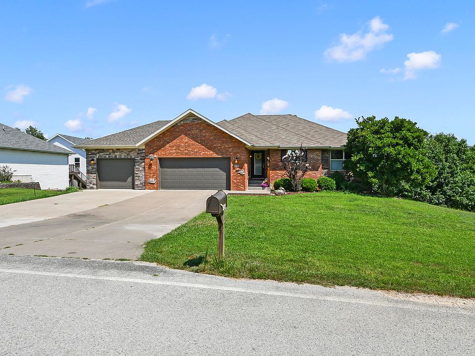 1st image of 465 Uniqueville Lane