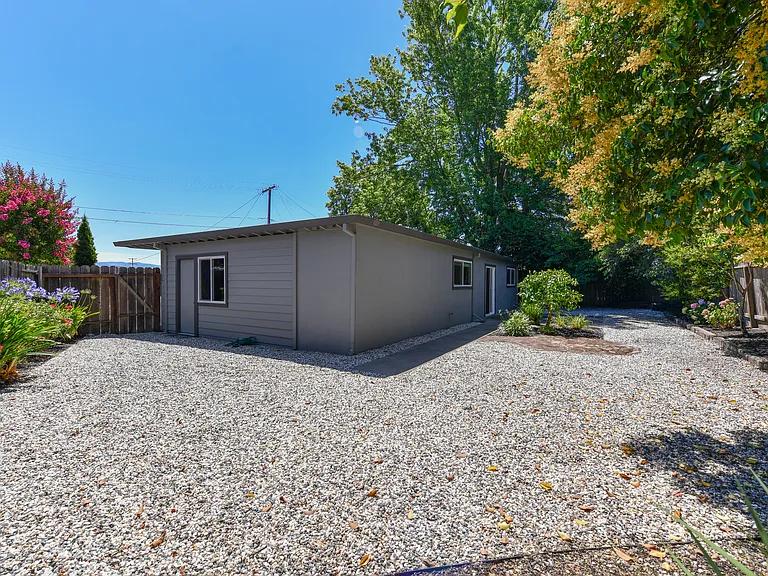 22 Patrick Ct — Photo 26