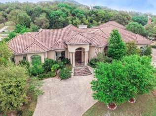 1 Daventry Ln, San Antonio, TX 78257