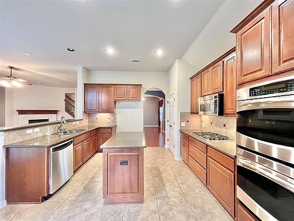 2nd image of 9117 Laguna Woods Dr