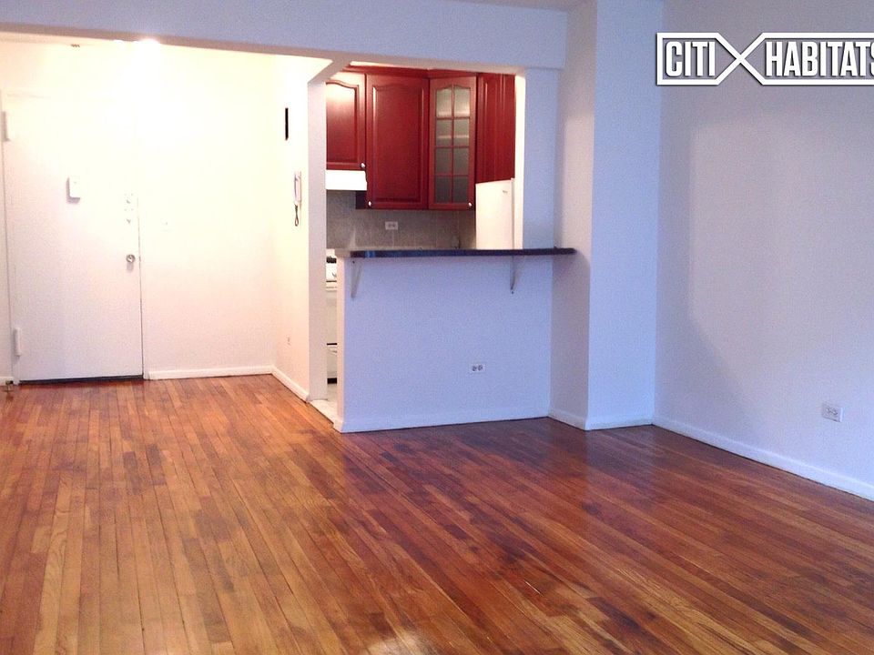 2nd image of 225 E 26th St APT 4H