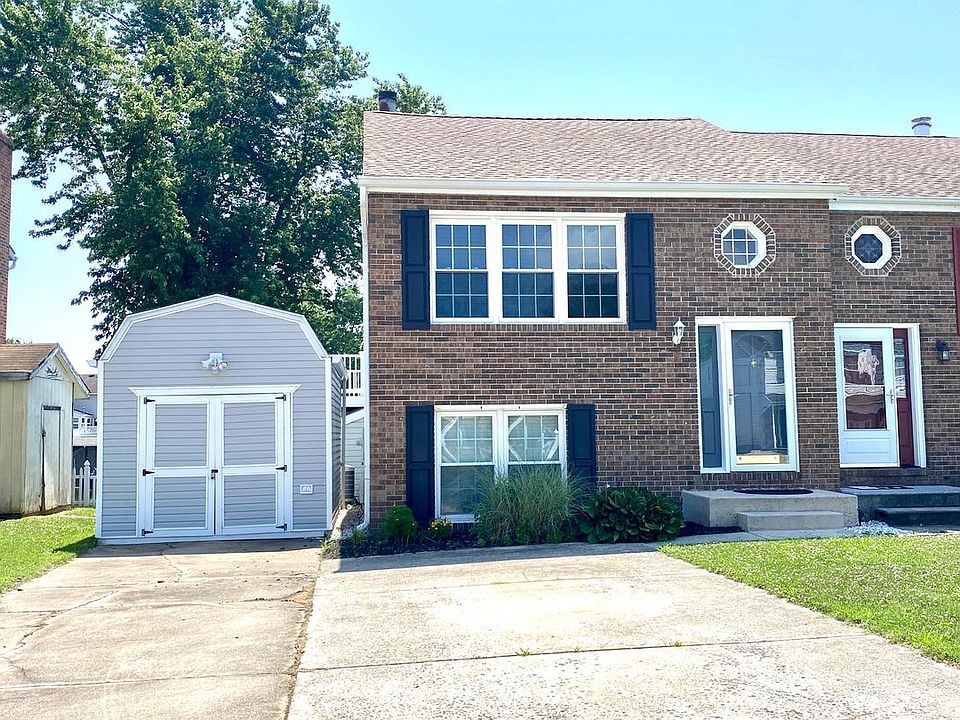1st image of 109 Breakwater Ct