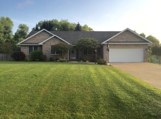 1481 Water Mark Ct, Terre Haute, IN 47803