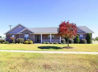 1102 Willow Way, Sikeston, MO 63801