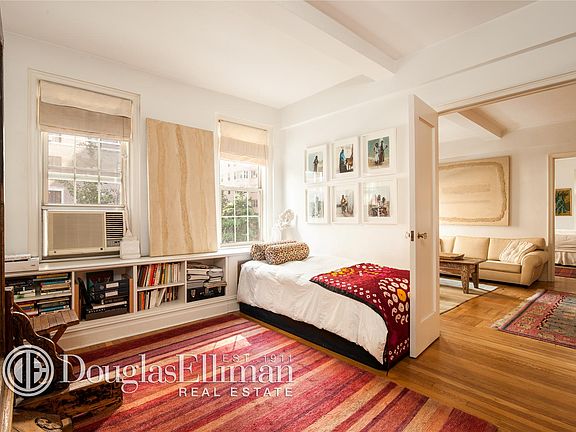 4th image of 24 5th Ave APT 314