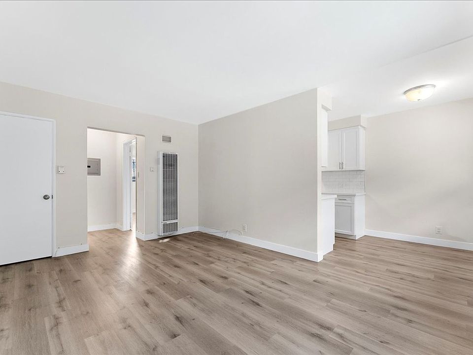 1st image of 3504 W Florence Ave #2