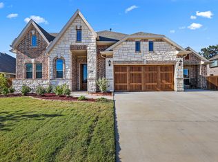 2204 Simpson Ln, Mansfield, TX 76063