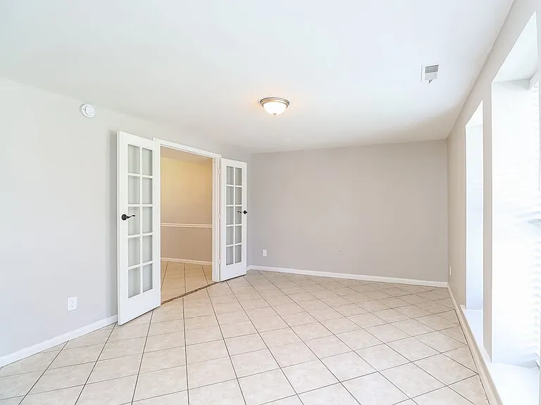 3204 Old House Cir — Photo 7