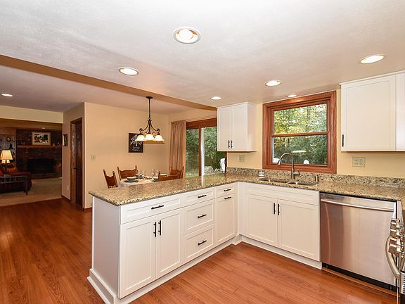 5th image of 13605 W Wilbur Dr