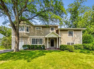 405 Willow Ave, Deerfield, IL 60015