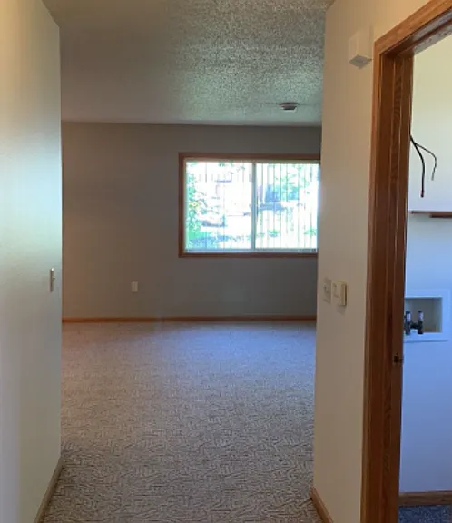 2502 Wilson St — Photo 12