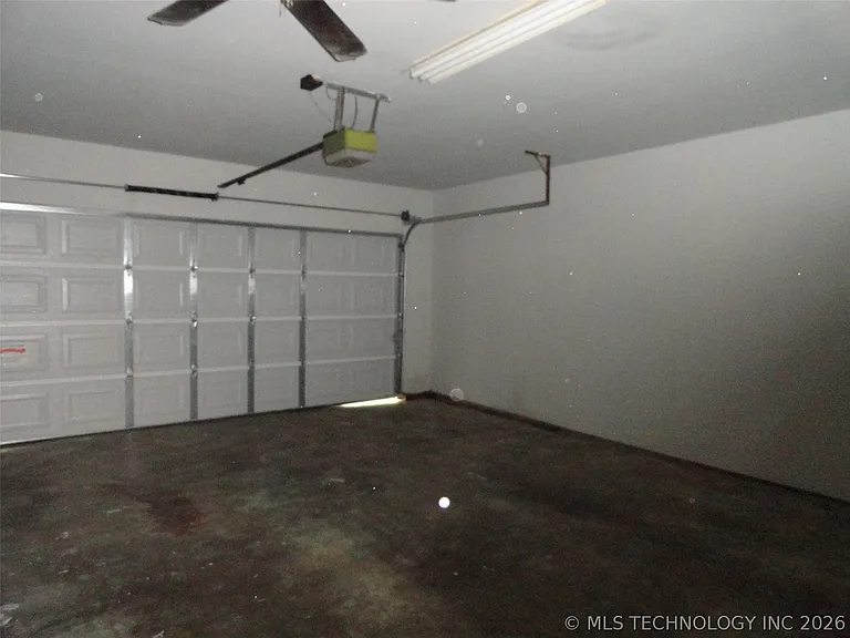 2312 W 44th St — Photo 8