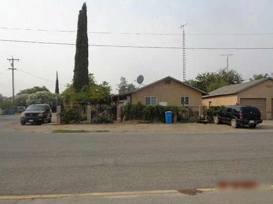 3rd image of 105 4th St