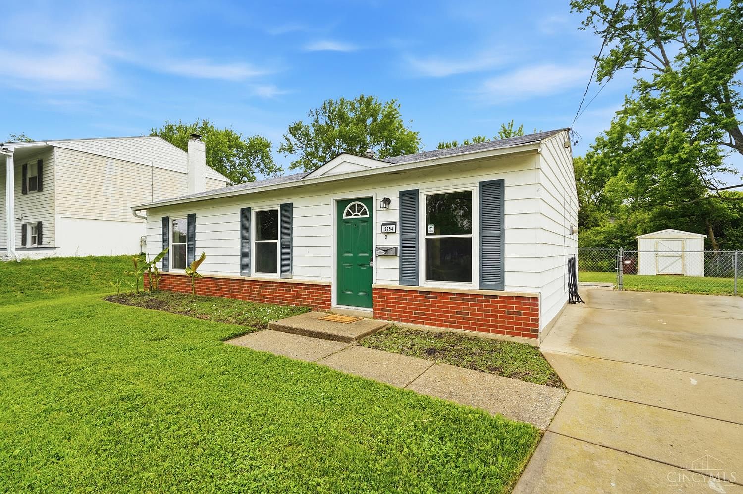 2754 Wheatfield Dr, Cincinnati, OH 45251 | Zillow