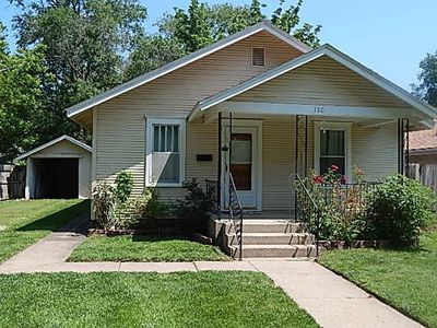 720 E 18th Ave, Winfield, KS, 67156