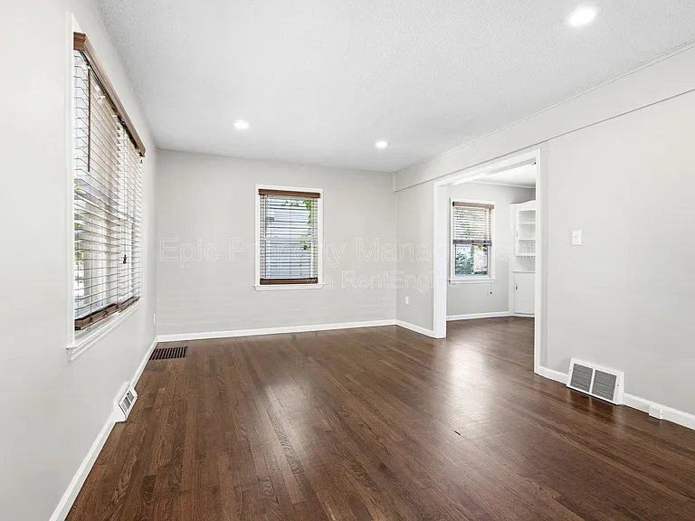 12769 Mercier St — Photo 7