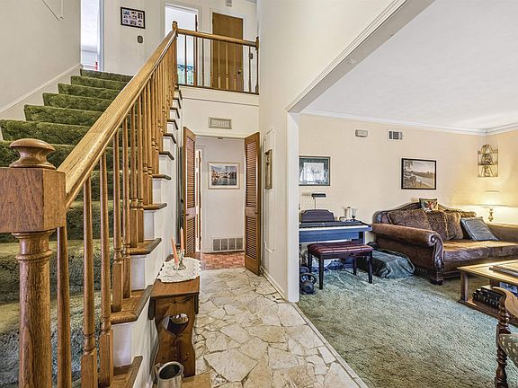 5th image of 5132 Steuben Dr
