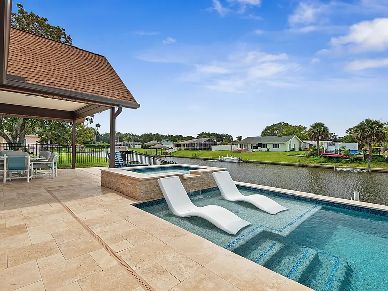 10 Castle Ct — Photo 10