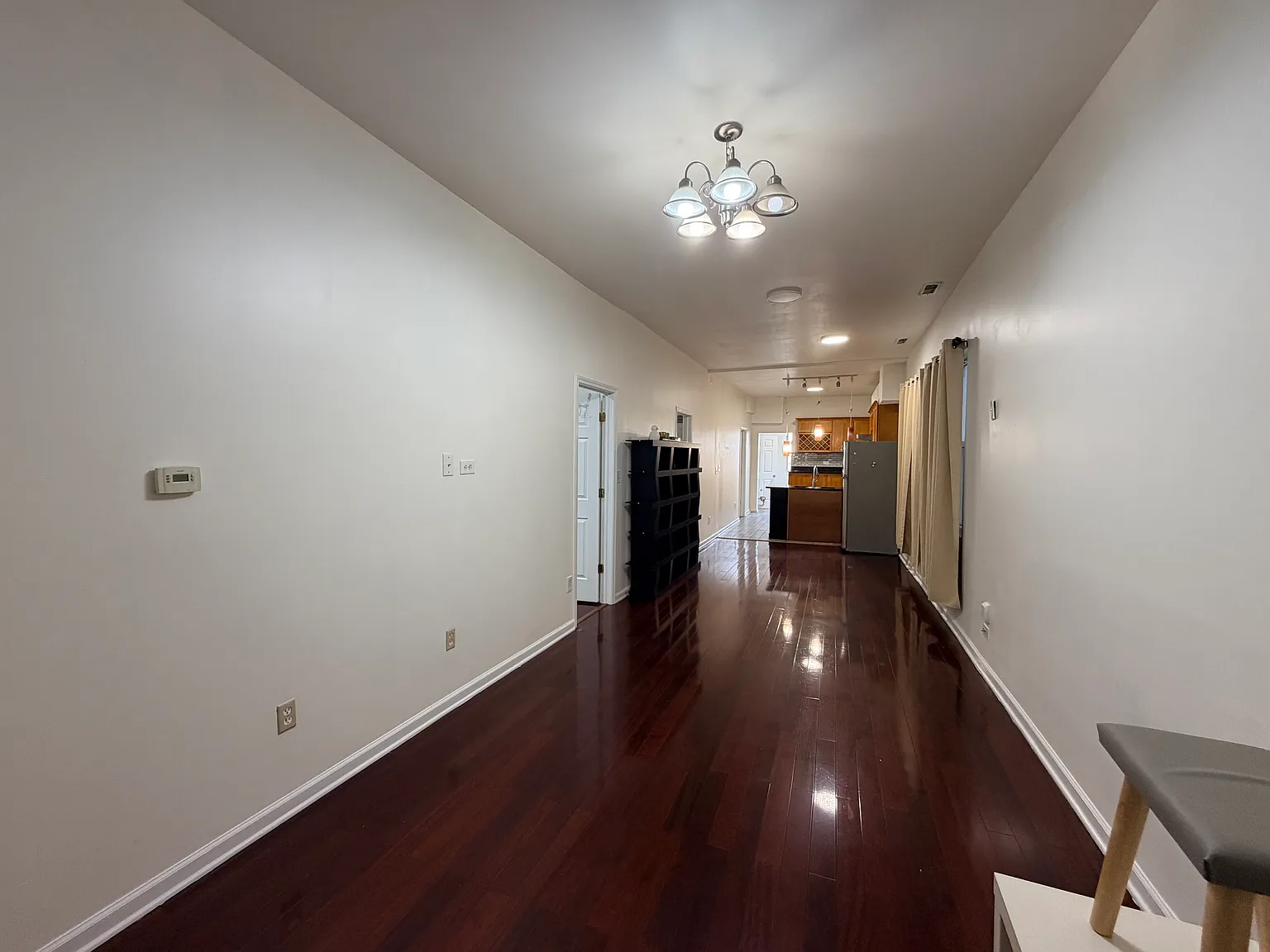 4 bed, 1600 sqft, $3,000 — Photo 4