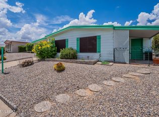 240 W Cumaro Dr, Green Valley, AZ 85614