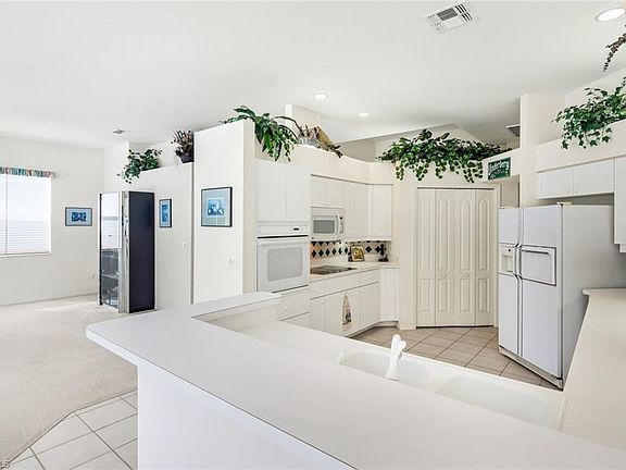 3rd image of 25240 Bay Cedar DR