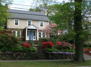 349 Vfw Pkwy, Chestnut Hill Brookline, MA 02467