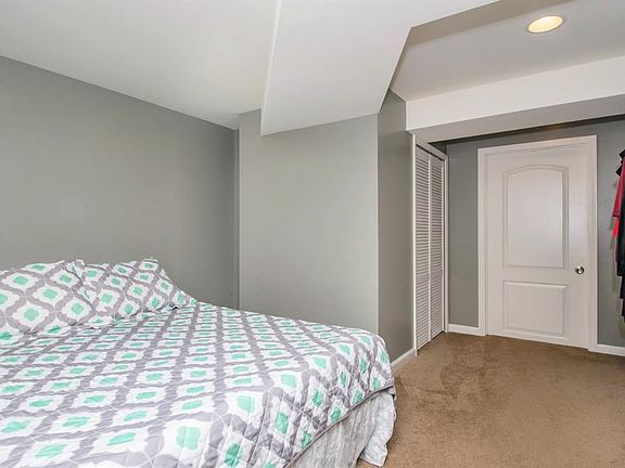 5th image of 2820 Pittsfield Blvd
