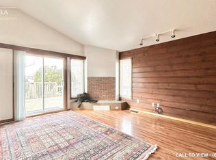 58 5th Ave, Kitchener, ON N2C 1P4
