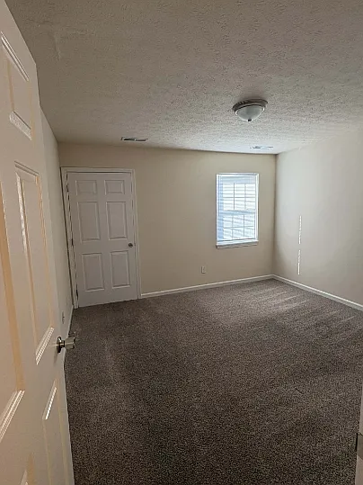 1618 McIntosh St #C — Photo 7