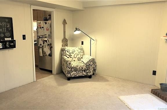 3rd image of 2313 Hayloft Cres
