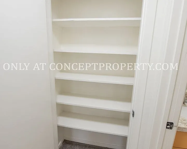 2204 Jefferson Ave — Photo 26