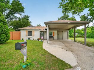 620 S Redford Ln, White Settlement, TX 76108