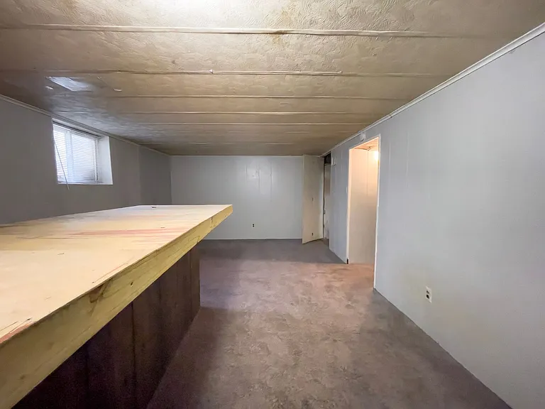 1425 W Gilbert St — Photo 15