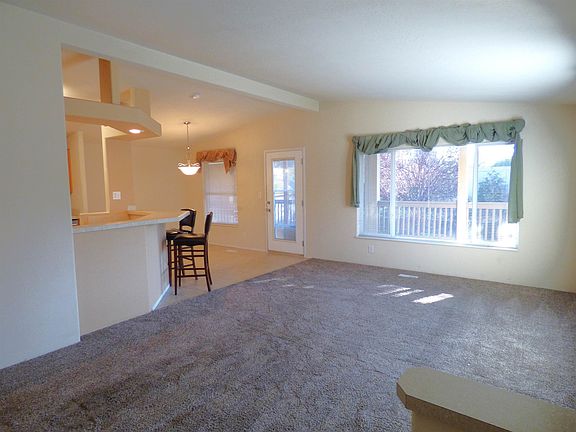5th image of 19416 E Colyar Ln