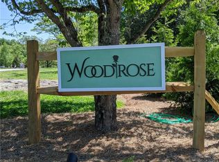 5724 Woodrose Ln, Kernersville, NC 27284