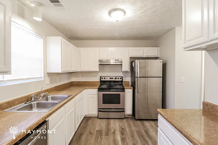 5712 Windfall Ln — Photo 7