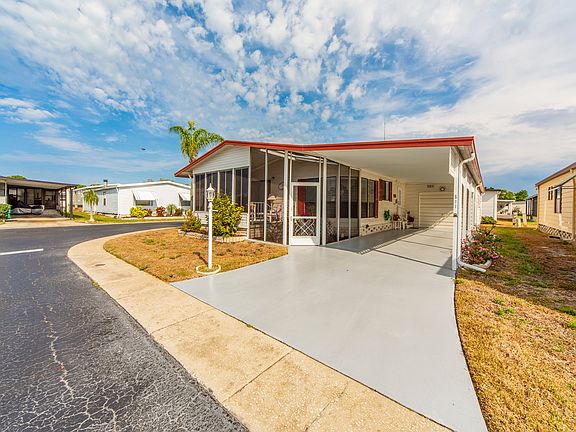 2nd image of 511 Bernice Blvd