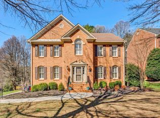 5596 Salisbury Dr, Roanoke, VA 24018