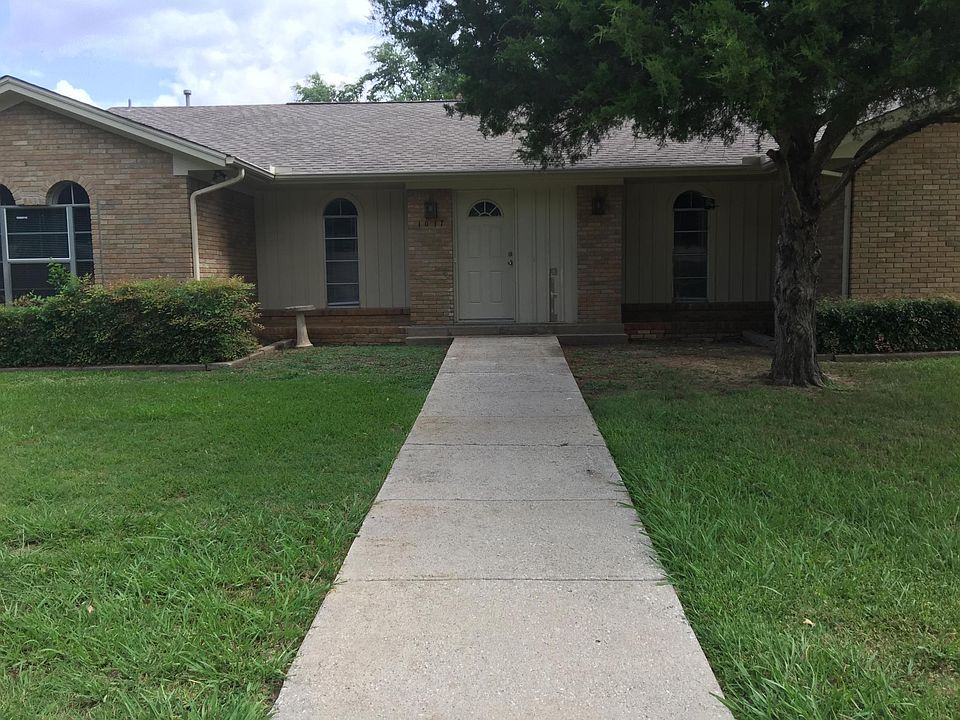 1st image of 1017 Imperial Dr