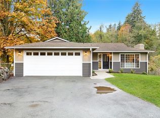 6007 NE 203rd St, Kenmore, WA 98028