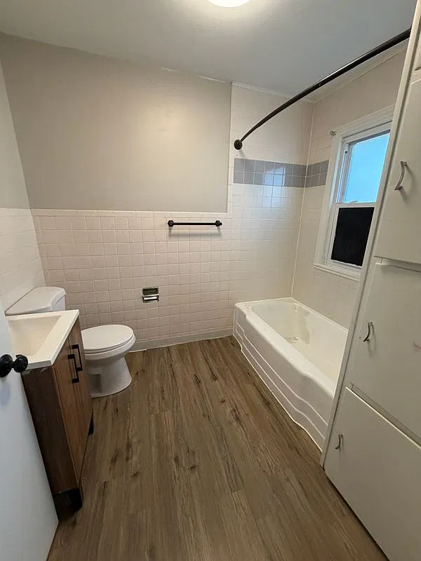 4 bed, 1.5 bath, 1470 sqft, $2,550 — Photo 3