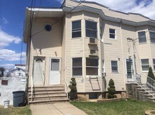19 Lenhart St, Staten Island, NY 10307